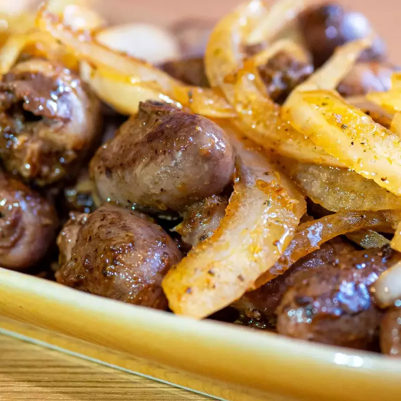 Coração de Galinha Acebolado