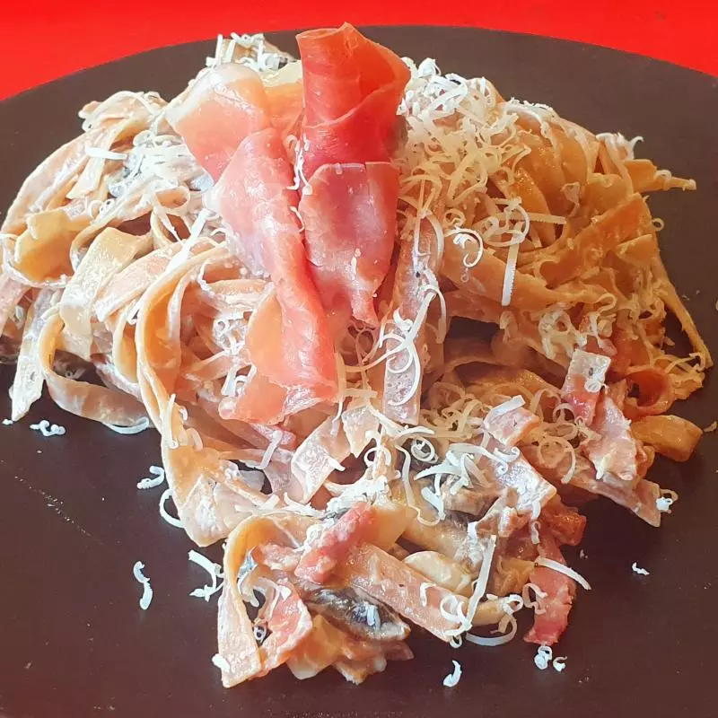 Fettucc. Rojo Remolacha