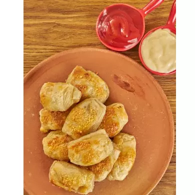 Mini Folhado de Queijo