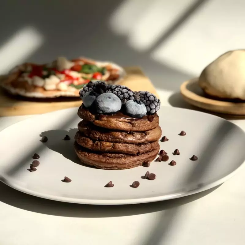 CHOCO PANCAKES,PIZZA,CONCHA