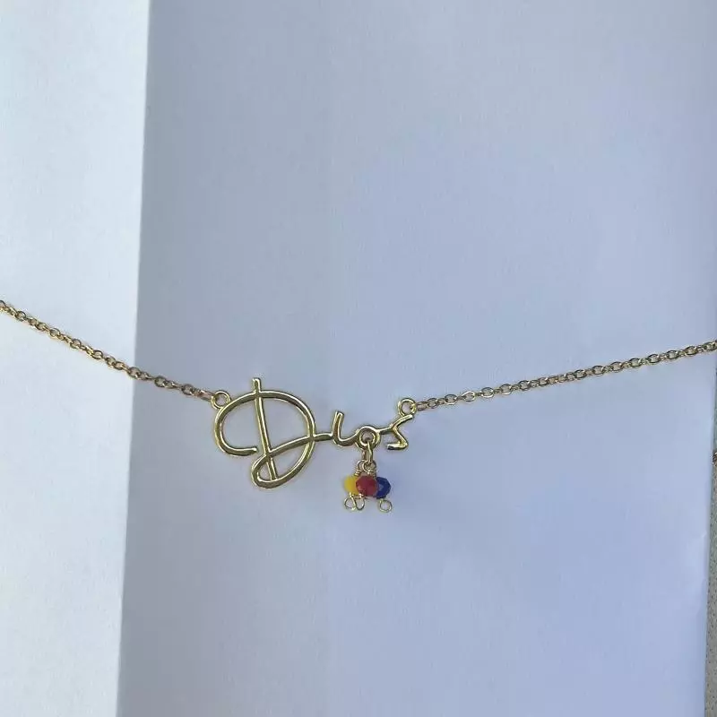 Collar Dios