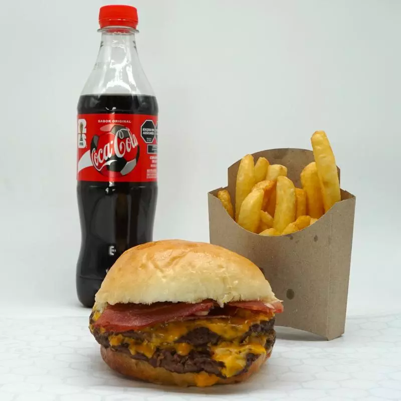 Combo Classic Doble + papas + bebida