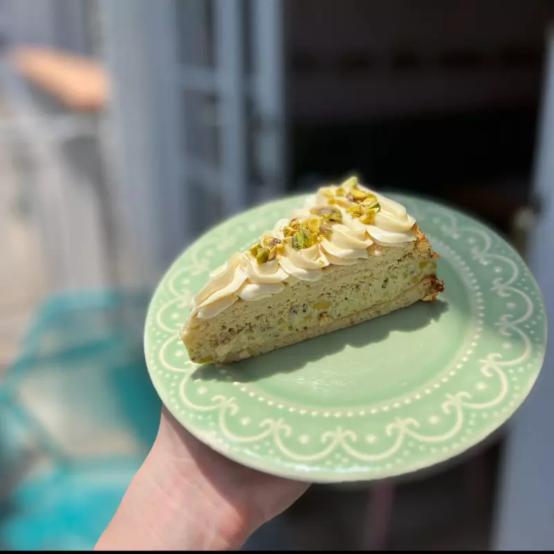 PISTACHE COM BRIGADEIRO BRANCO LOW C