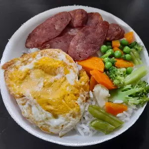 Linguiça com ovo frito P