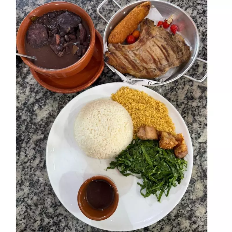 FEIJOADA INDIVIDUAL PREMIUM