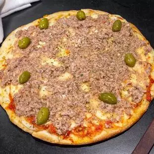 Pizza de atún