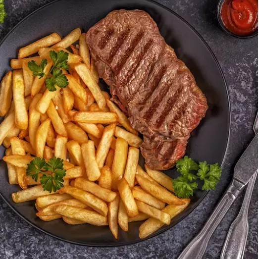 Contra file com Fritas e Queijo