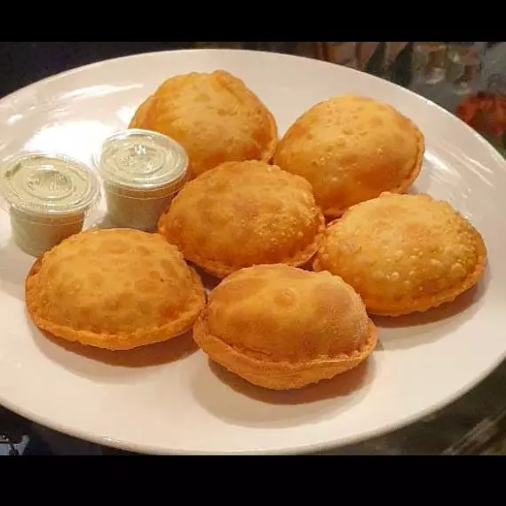 Pastelitos de Jamon y Queso