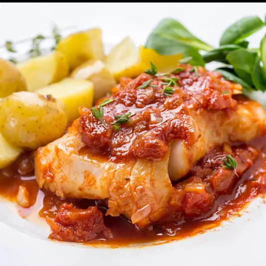 PEIXE AO MOLHO