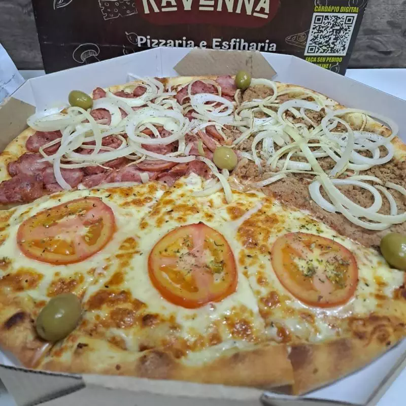 PIZZA 3 sabores( Mussa. Atun eCalab)