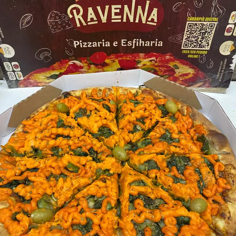 PIZZA ESCAROLA C/ CHEDDAR