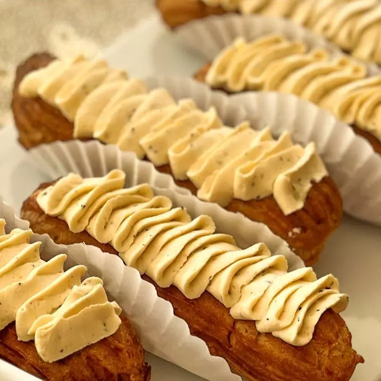 Eclair - Maracuyá