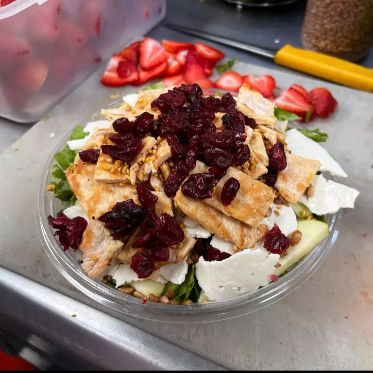 Ensalada Manzana - Pollo