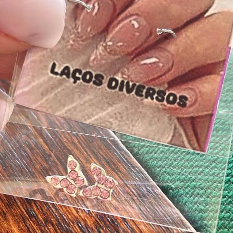 Par De Borboletas N•52