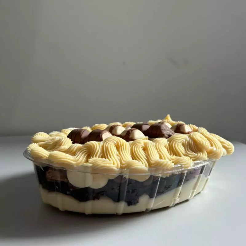 Sobremesa  Kinder Bueno TAMANHO P