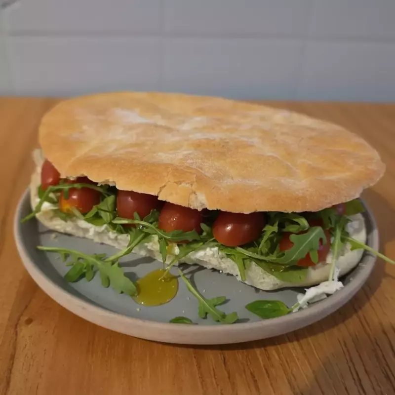 SANDWICH CHICKEN HONEY