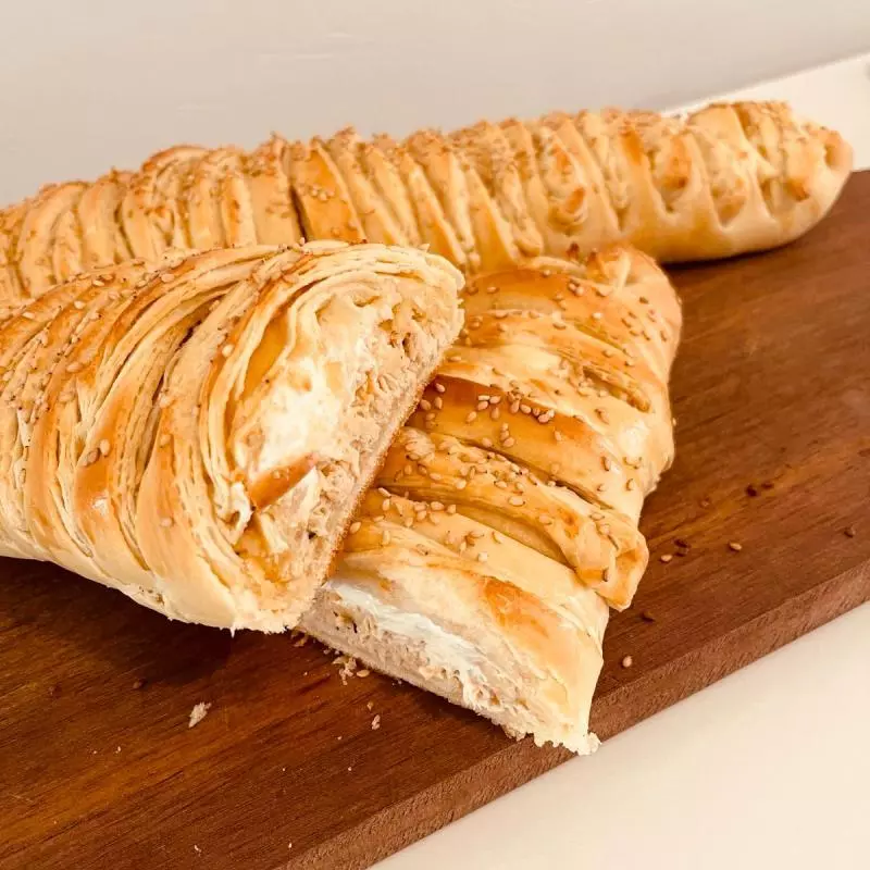 Pão Recheado Frango com Cream Cheese