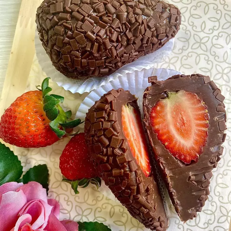 Coxinha Dupla de Brigadeiro