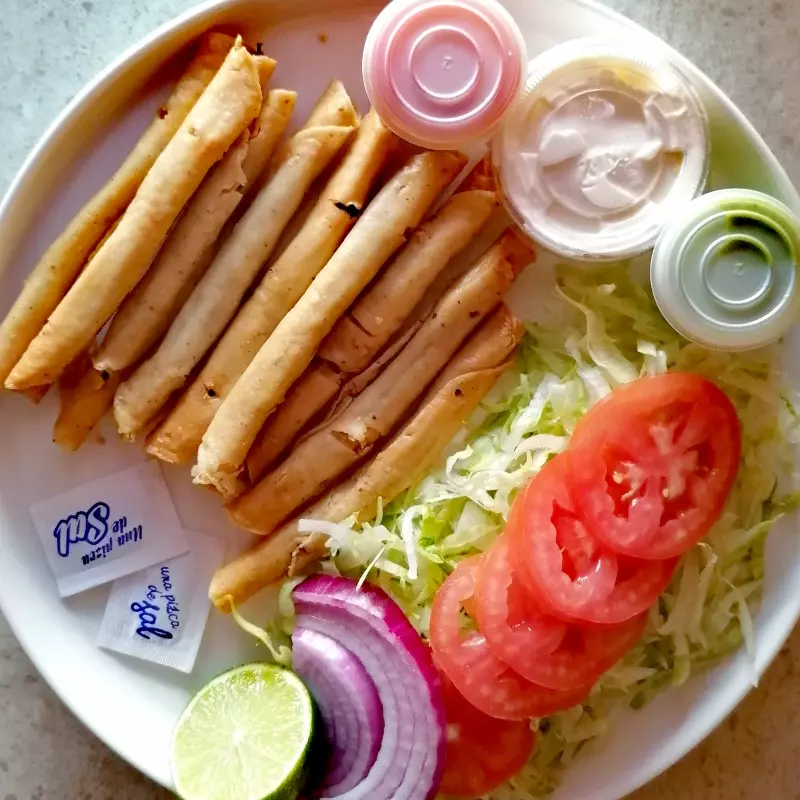 Taquitos Dorados Surtidos