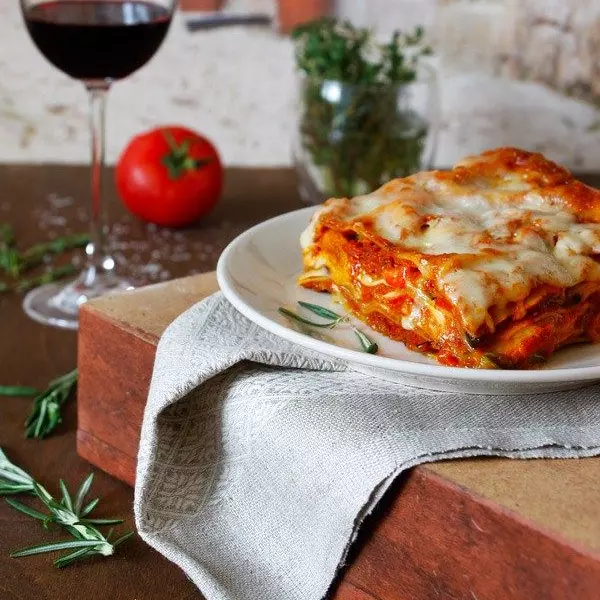 LASAGNA DE BOLOGNESA