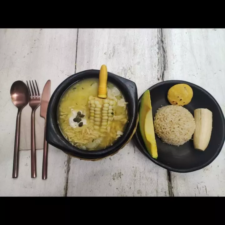 Lunes