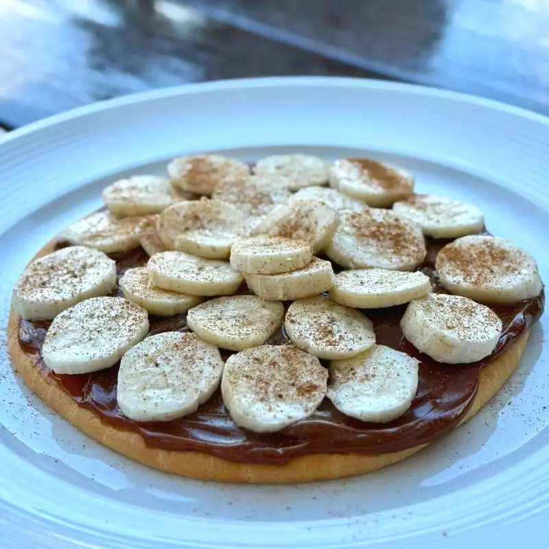 Pizza de banana e doce de leite