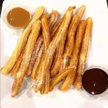 10 churros espanhol Doce de Leite