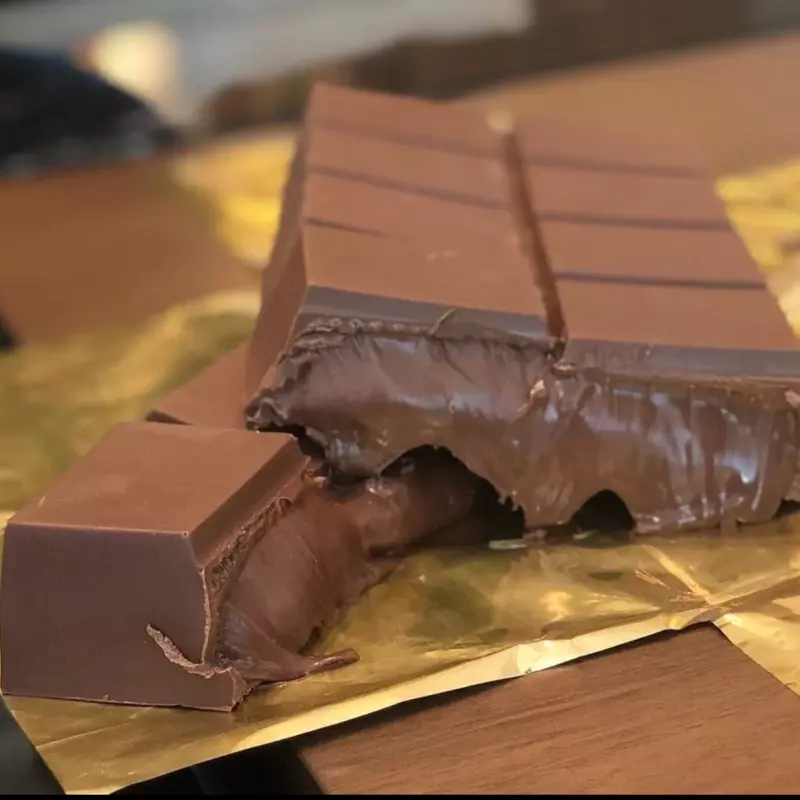 Barra de chocolate recheada 250g