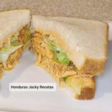 SANDWICH DE POLLO