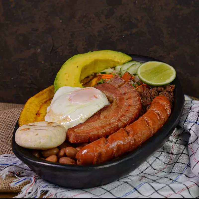 BANDEJA PAISA