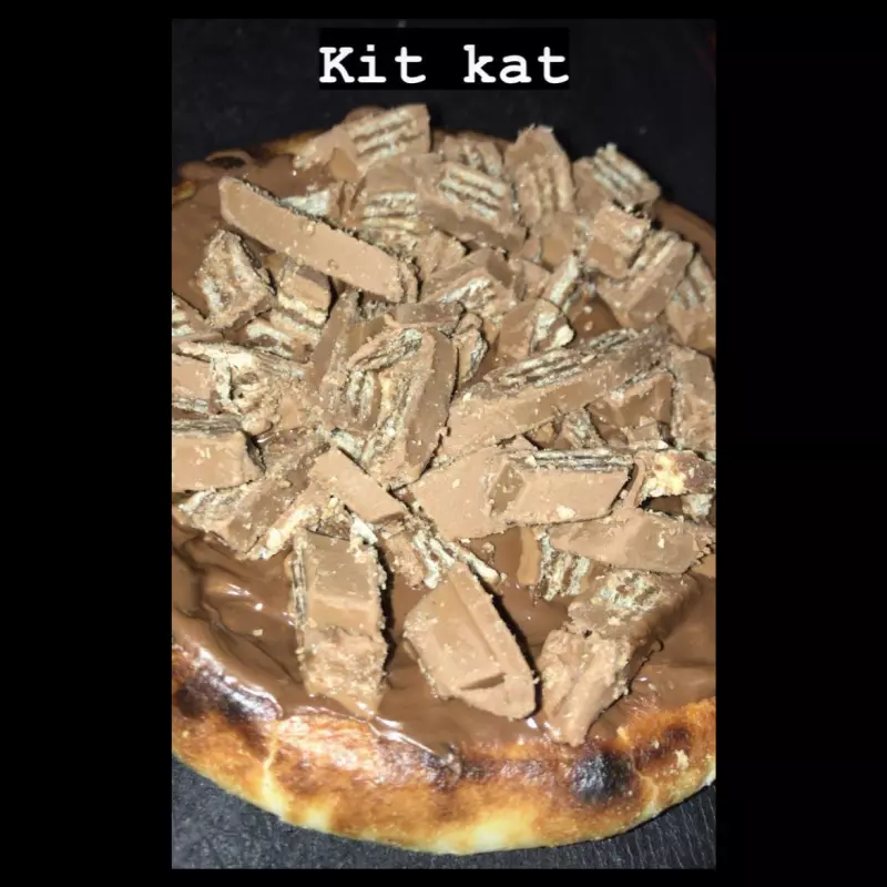 KIT KAT