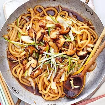 YAKI UDON