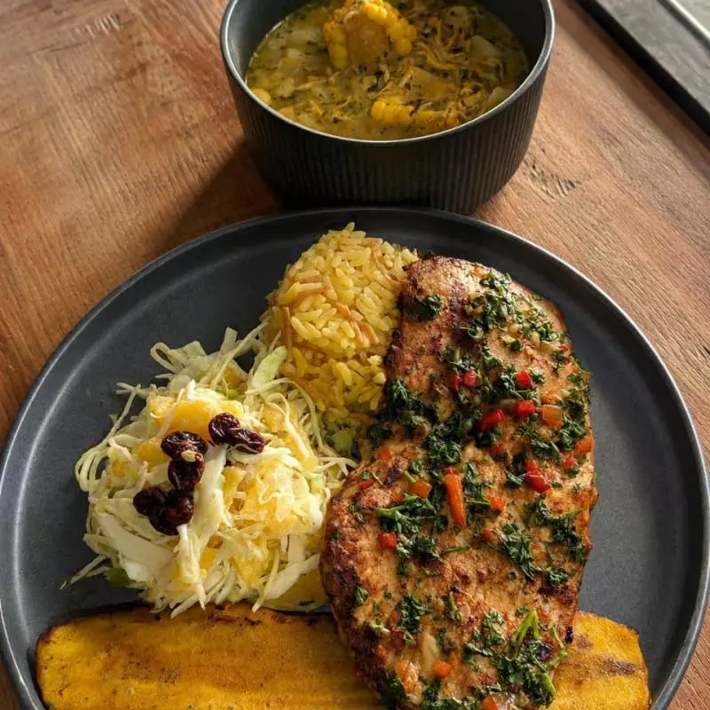 ARMA TU ALMUERZO