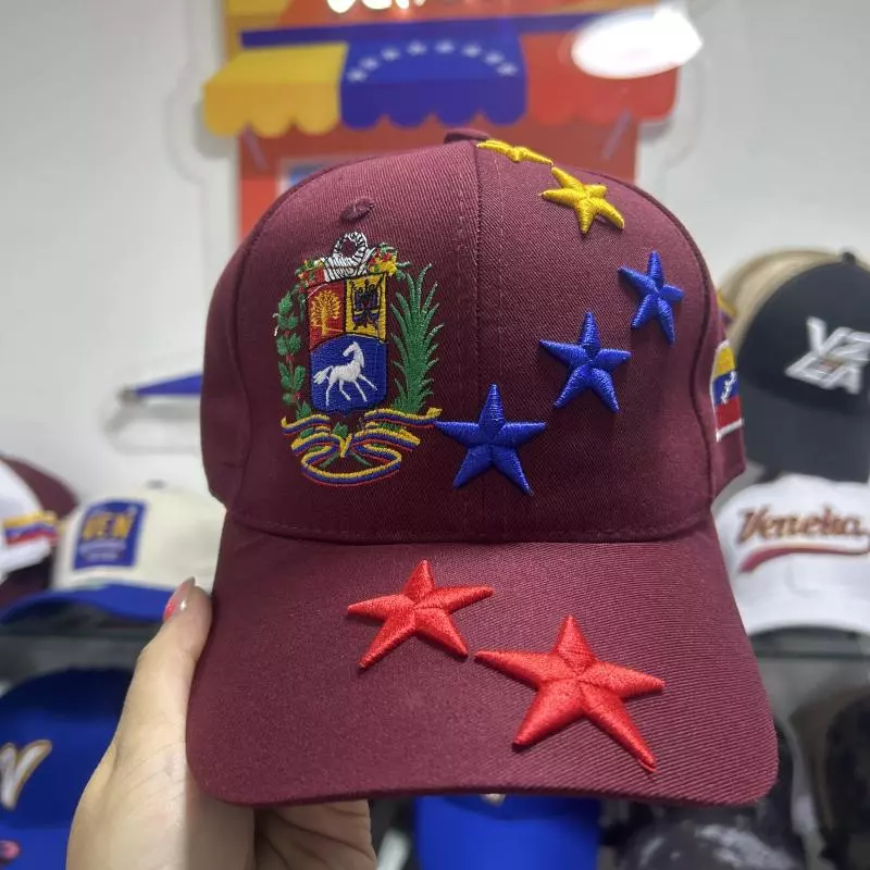 Gorra escudo estrellas vinotinto
