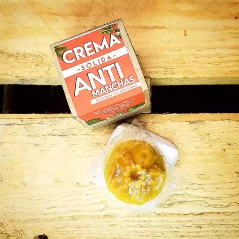 Crema sólida antimanchas 🌰