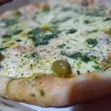 • Pizza de Provenzal