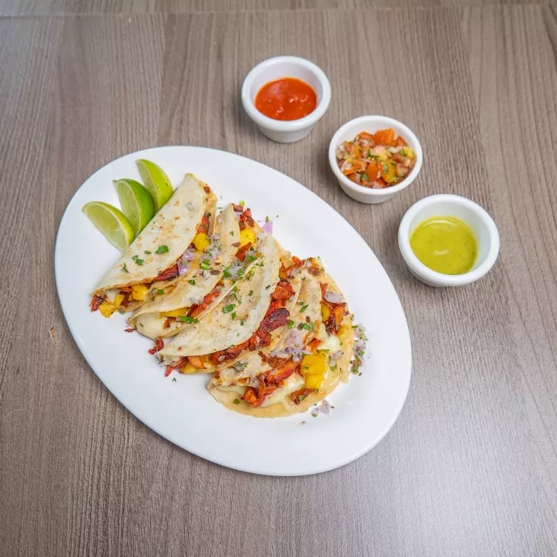 Quesadilla Al Pastor