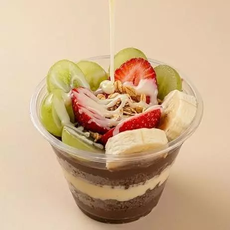 BOLO NO POTE COM AÇAÍ