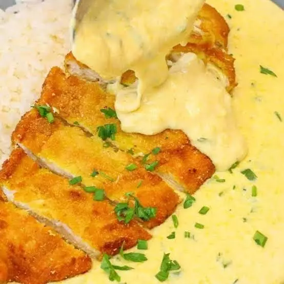 Tiras de frango ao creme de milho