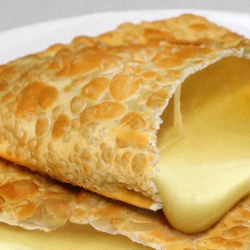 Pastel de Queijo/Cheese Pastry