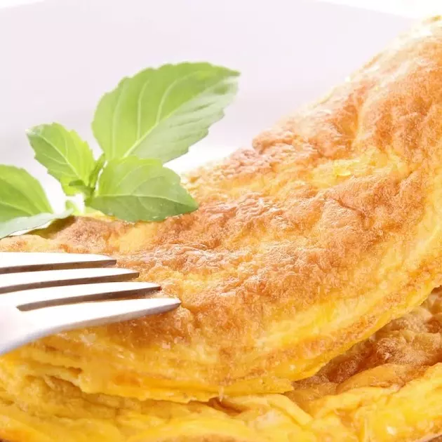 OMELETE DE FRANGO
