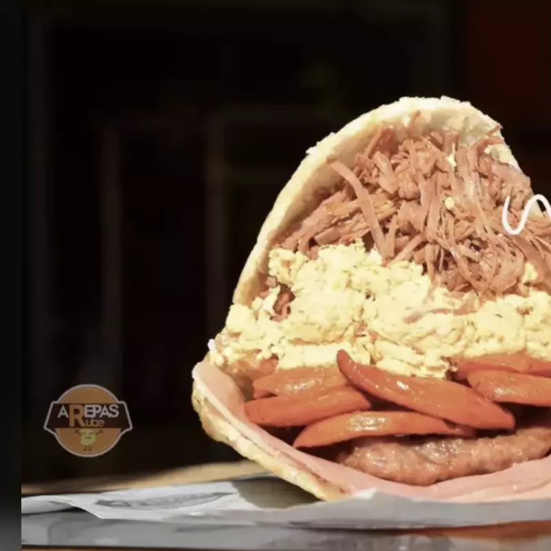 carnavalera 2 (pollo,hamburguesa)