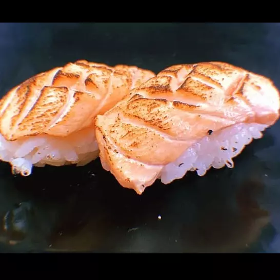Niguiri salmão flambado 🔥