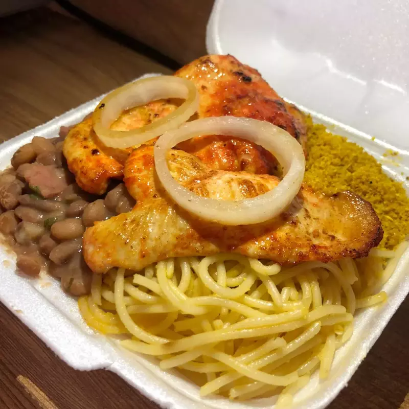 Filé de frango acebolado