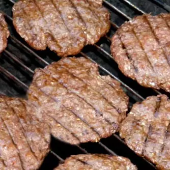 Hamburguer BOVINO caseiro grelhado