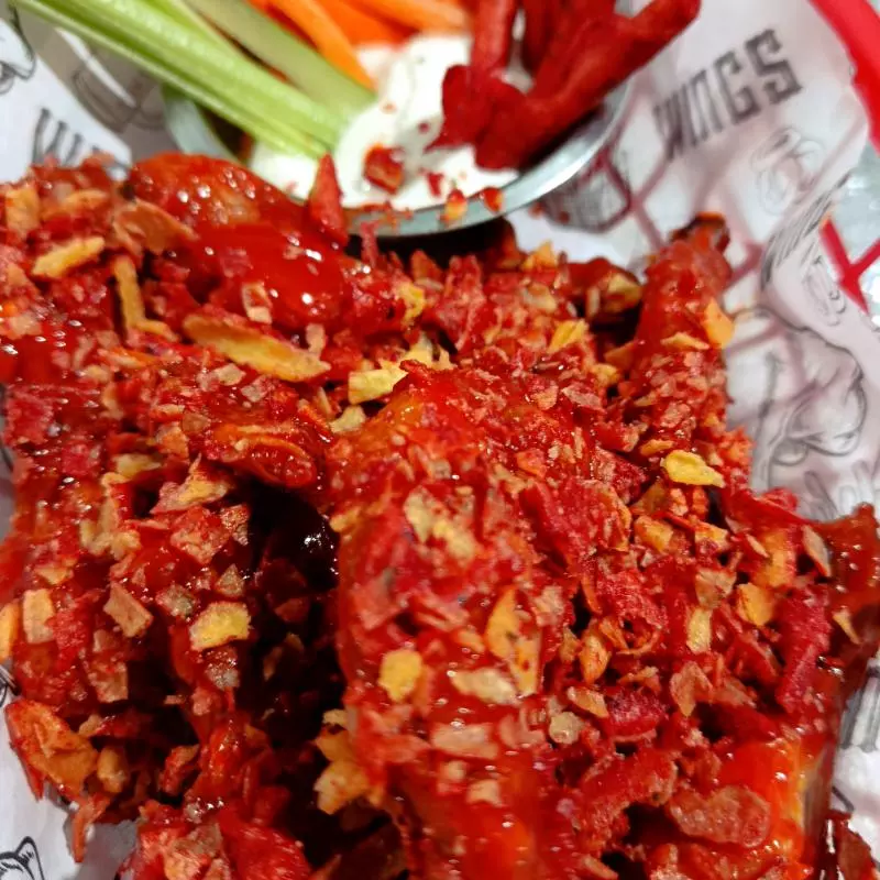 250gr boneless flaming hot