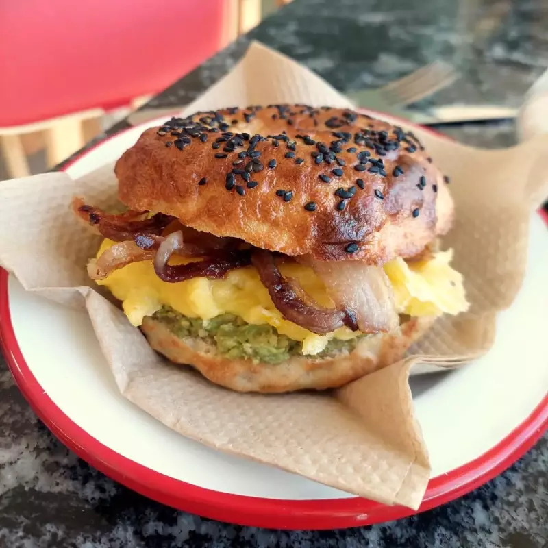 Bagel americano
