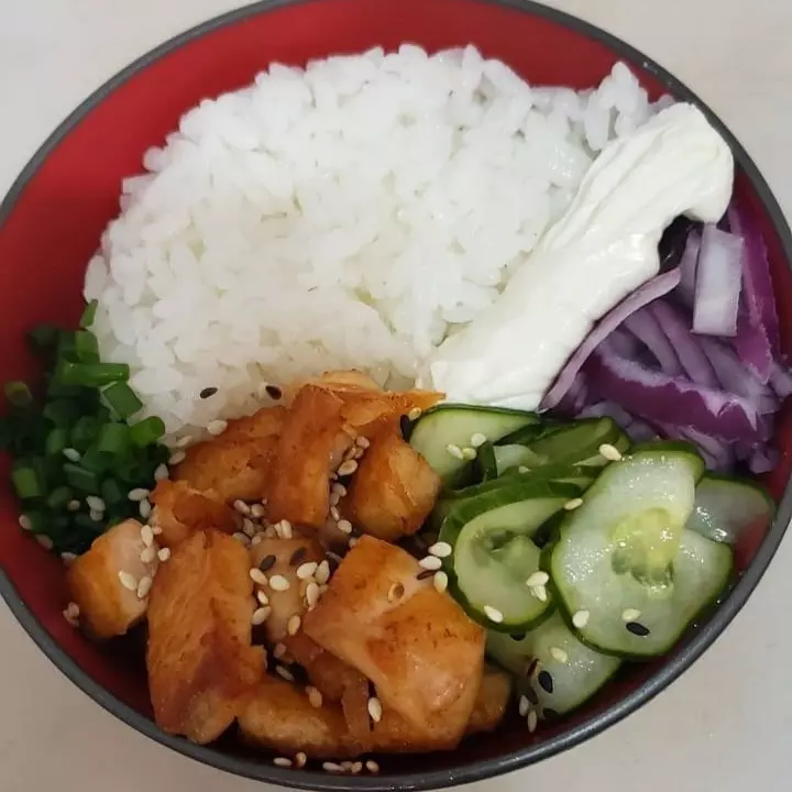 Poke salmão grelhado