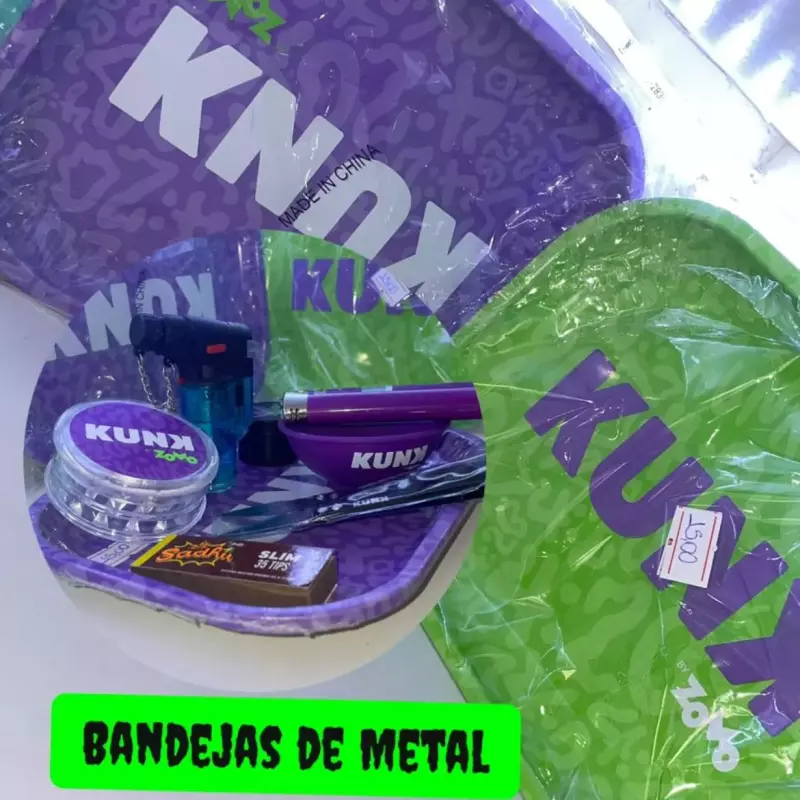Bandeja de metal