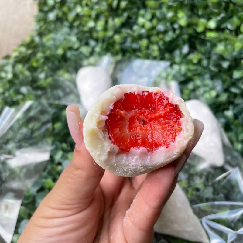 Coxinha de ninho c morango 🍓